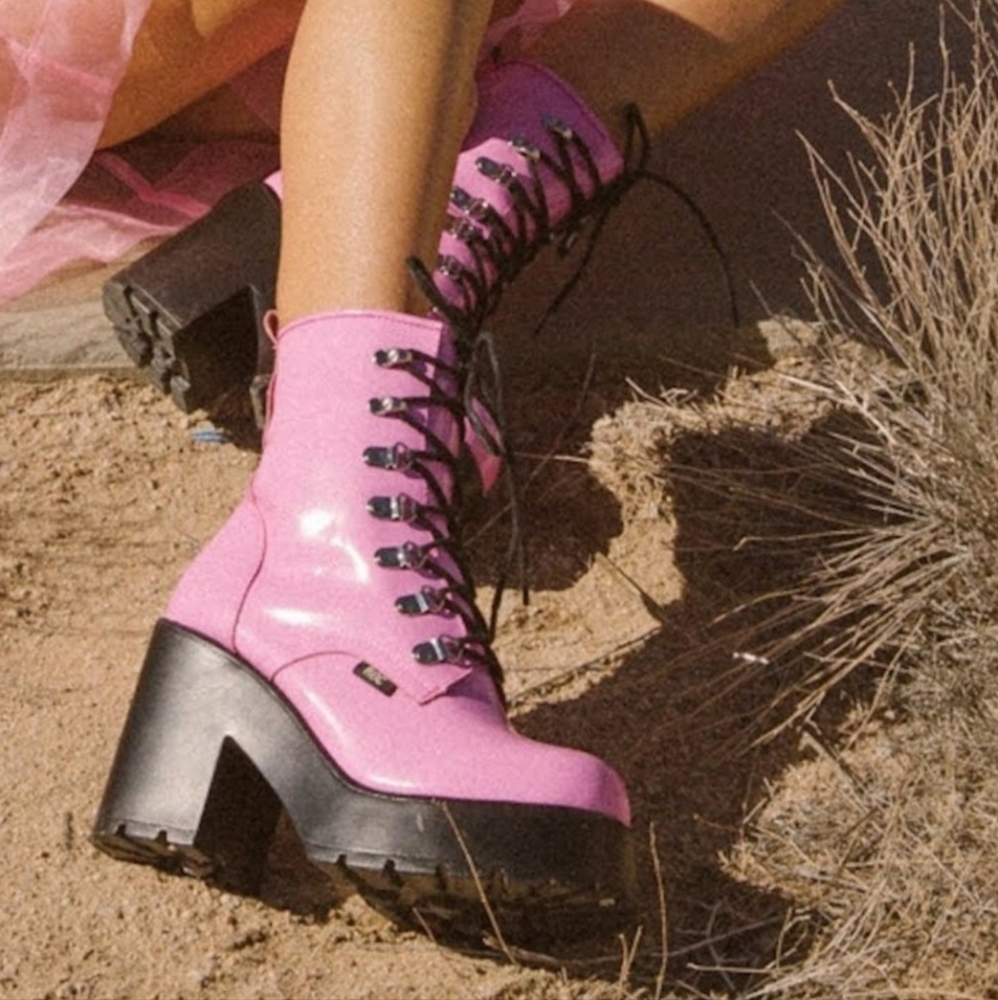 Pink ROC BOOTIES - Picture 3 of 3